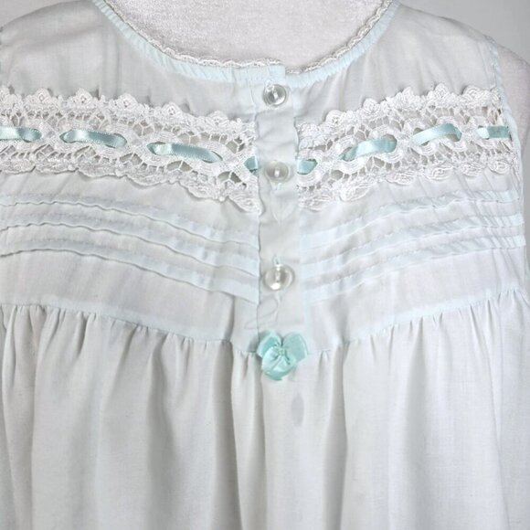 Vintage Women's Light Green Crochet Lace Ribbon Sleeveless Housedress Nightgown - Picture 2 of 6